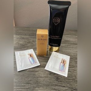 Cle De Peau Beaute Le Serum bundle